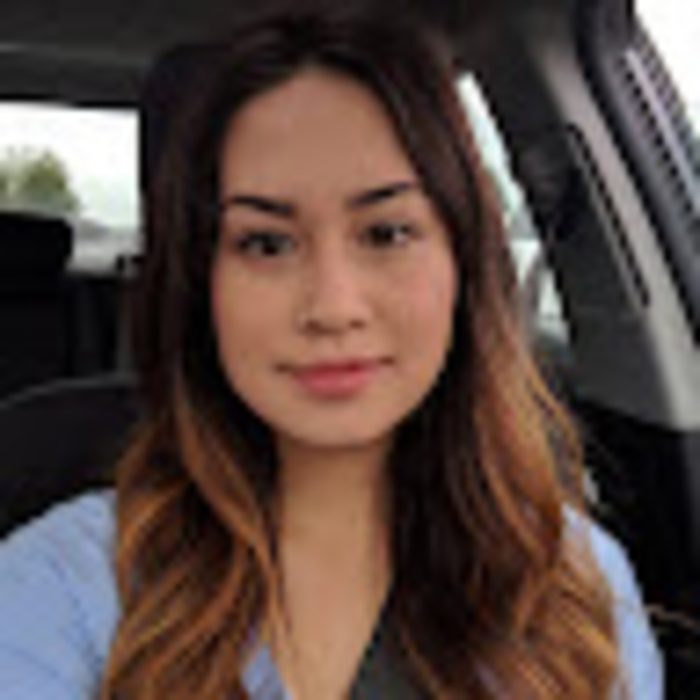 Meet your Posher, Nicole